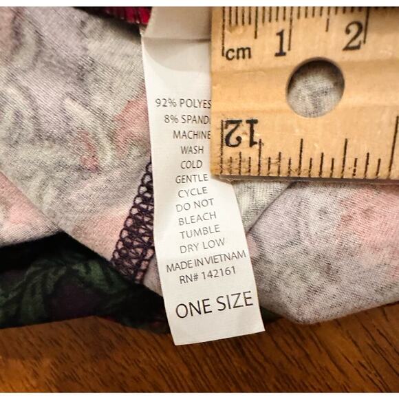 NWOT Lularoe One Size Tomato Vine Pattern Leggings - Picture 5 of 6